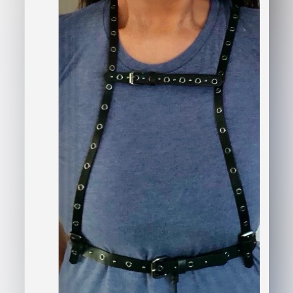 New NWT BCBG Maxazria BCBGMaxazria black convertible harness straps belt S Small - Picture 1 of 7